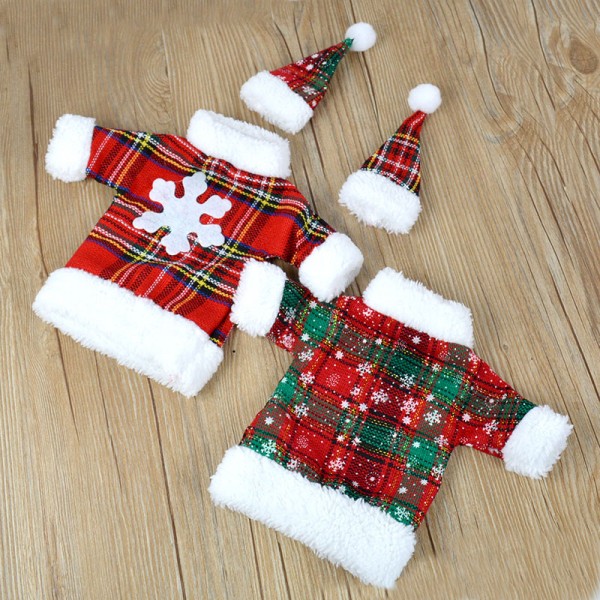 1 Set Santa Claus Plaid Snowflake Clothing Hat Dress Kit Wine Bottle Cover Decor 				