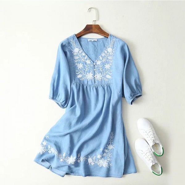 2017 Vintage Women Summer Floral Embroidery Dress V Neck Half Sleeve Blue Tencel Denim Dress Plus Size Casual vestido APWM15-13