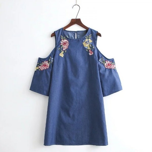 2017 women vintage O neck flower embroidery off shoulder mini dress elegant fashion brand gift dresses casual loose dress DS042