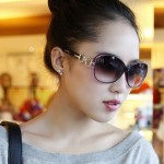 DIGUYAO Vintage Women Classical oversized sunglasses Frame Gradient lens glasses oculos de sol feminino women Brand Designer