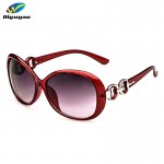 DIGUYAO Vintage Women Classical oversized sunglasses Frame Gradient lens glasses oculos de sol feminino women Brand Designer