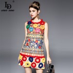 High Quality 2017 Runway Fashion Designer Dress Women's Sleeveless Fuzzy Ball Diamonds Beading Baroque Printed Embossed Dress