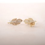 Jisensp  Vintage Jewelry Modern Beautiful Feather Stud Earrings for Women Classic Stud Earrings Leaf Party Earrings Gifts E038