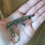 Novelty Counter Strike AK47 Gun Charms Keychain Trinket Llaveros CS GO M16 AWP Rifle Key Chain Ring Men Jewelry Gift Souvenirs