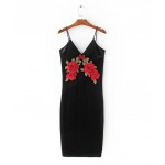 Sexy Red Rose Flower 3D Appliques Embroidery Spaghetti Strap Sheath Velvet Dress Vintage Woman Package Hips Dresses Black