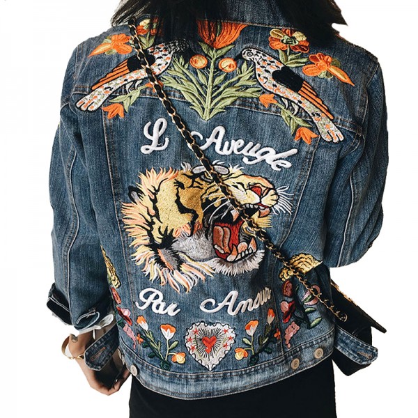 Spring Denim Jacket 2017 Vintage butterfly Tiger Embroidery jacket women long sleeve slim women basic coat streetwear outerwear