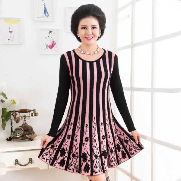 XL-XXXXL Women Sweater Dress Fashion Autumn New Plus Size O Neck Pullover Long Bottoming Knit Women Loose Stripe Dress J205