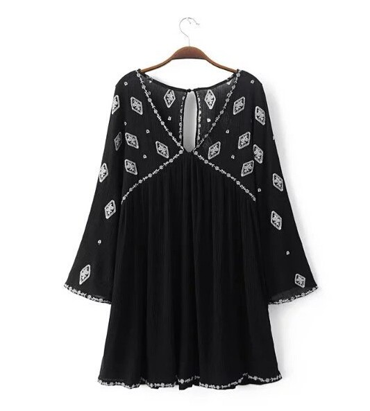 2016-Bohemia-Beach-V-neck-Geometric-Embroidery-Dress-Summer-Woman-Flare-Sleeve-Blouse-Camisa-blusas--32708569597