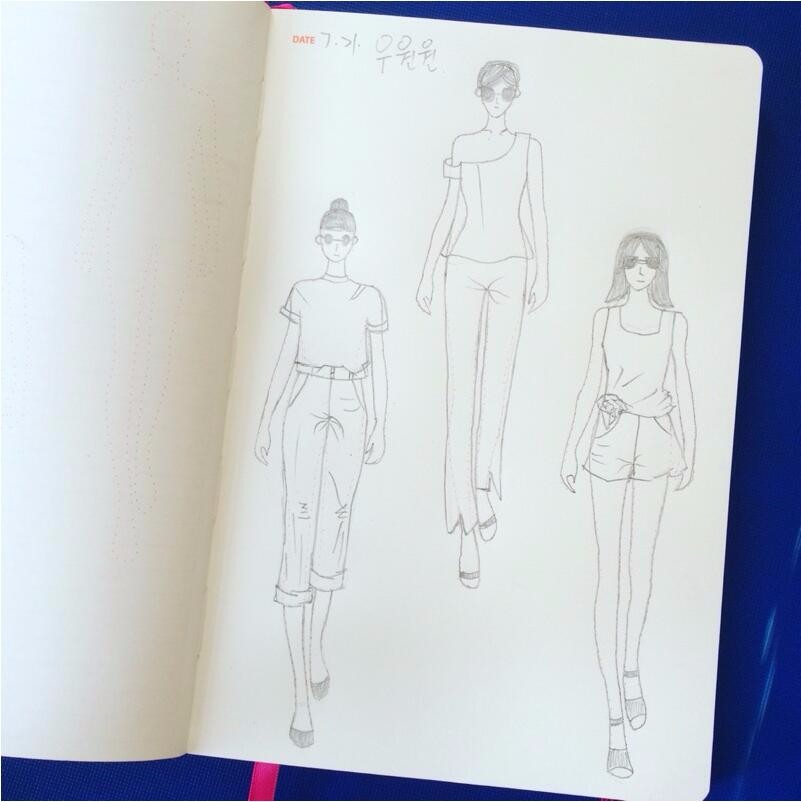 A5-Fashion-Designer-Notebook-Marker-Sketchbook-Dotted-line-Body-Workbooks--Designer-Notebook-82-Shee-32704745988