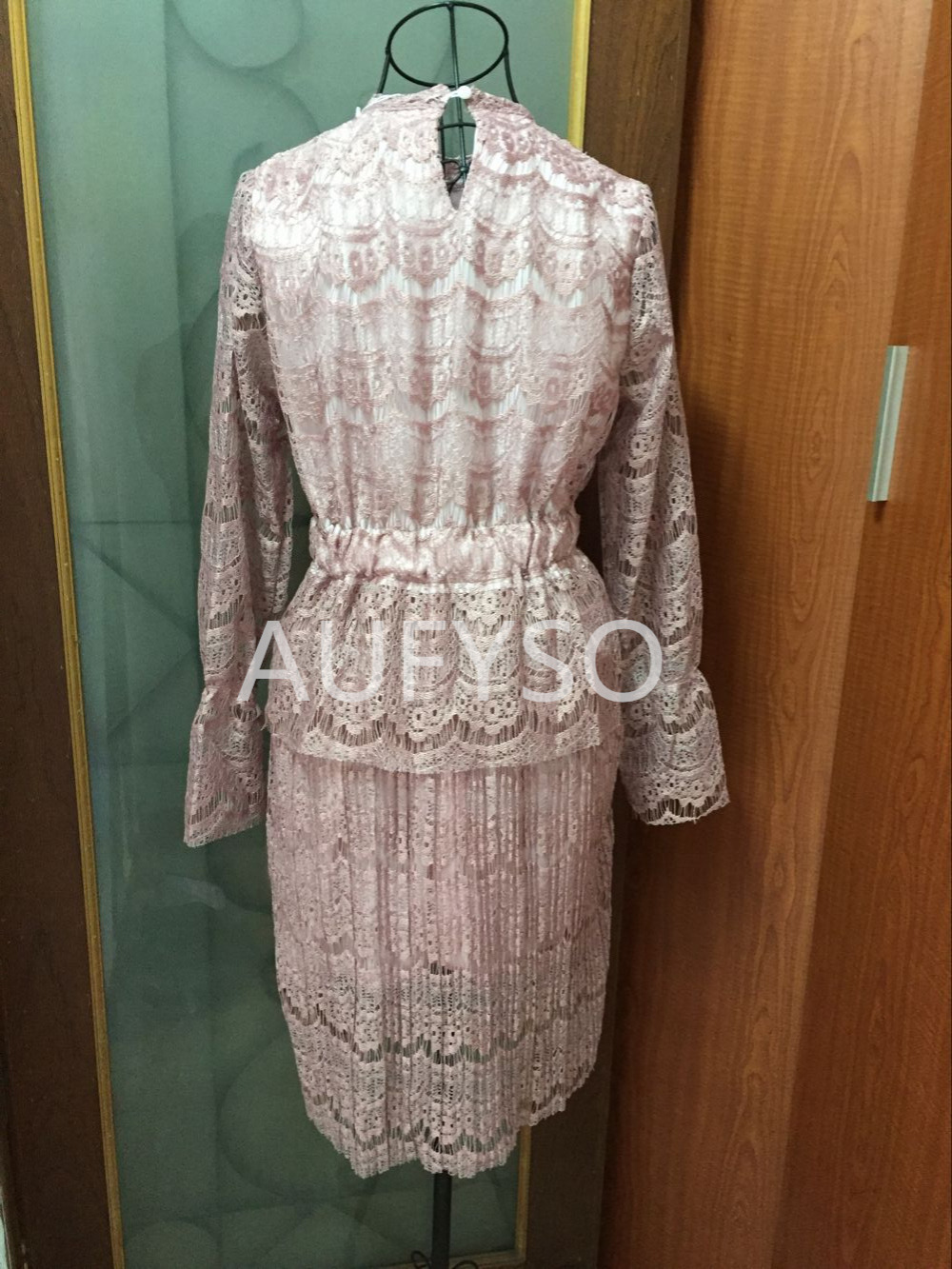 AUFYSO-Lace-Dress-2018-Spring-Korean-Vintage-Elastic-Waist-Long-Sleeve-Pleated-Midi-Dress-Pink-Black-32603588004