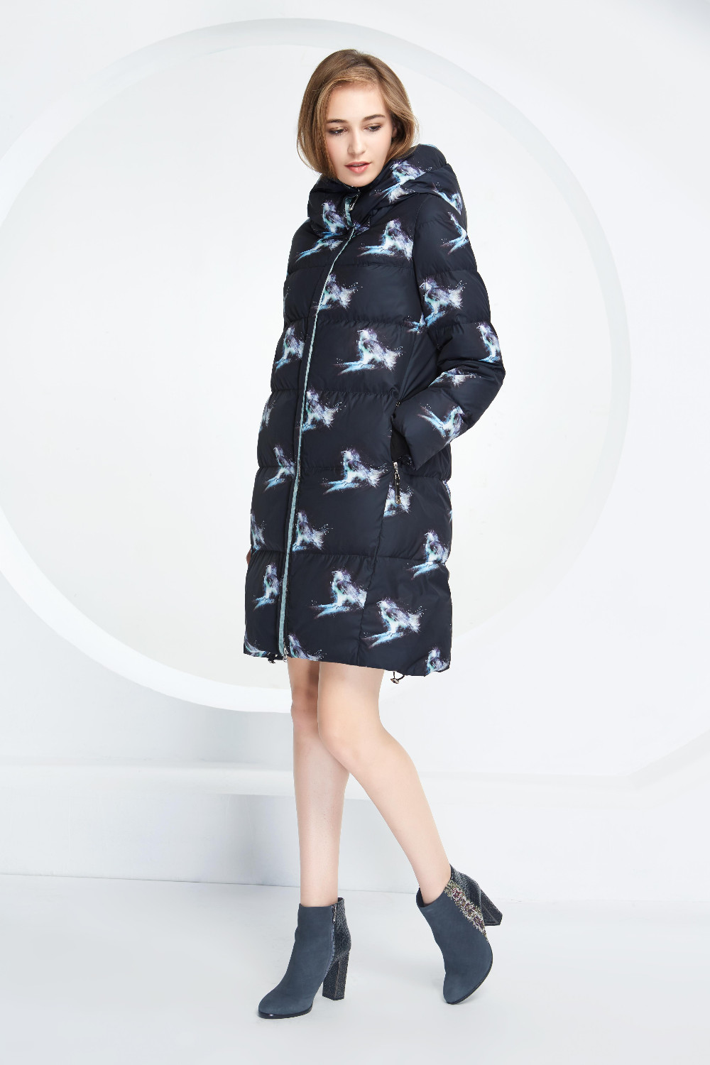 Basic-Vogue-Women-Winter-Bird-Pattern-Long-Down-Parka-Jacket-with-Hood---Y16012-32721673930