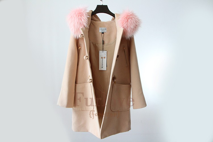 Furlove-New-Winter-Wool-Coat-Women-2016-Large-Real-Raccoon-Fur-Collar-Hooded-Trench-Casual-Long-Oute-32708670375