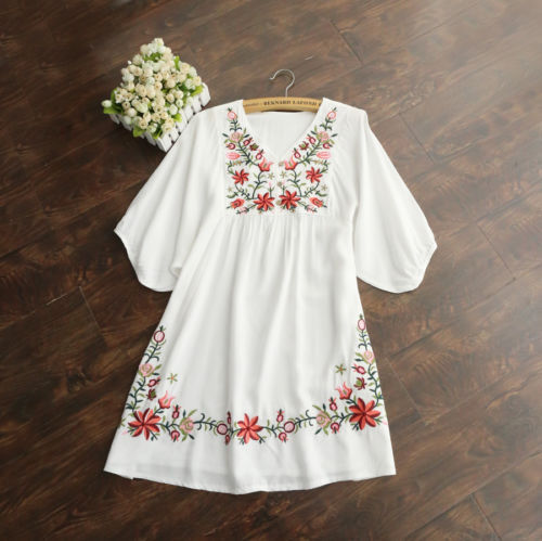 Hot-Summer-Women-Retro-Ethnic-Style-Flower-Embroidery-V-Neck-34-Sleeve-Loose-Pleated-Mini-Dress-32445839696