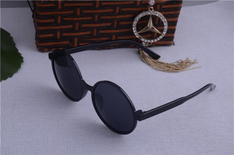 Hot-Vintage-Round-Lens-Sunglasses-women-Classic-Gafas-Oculos-Retro-Coating-Sun-Glasses-Round-Oculos--32704889681