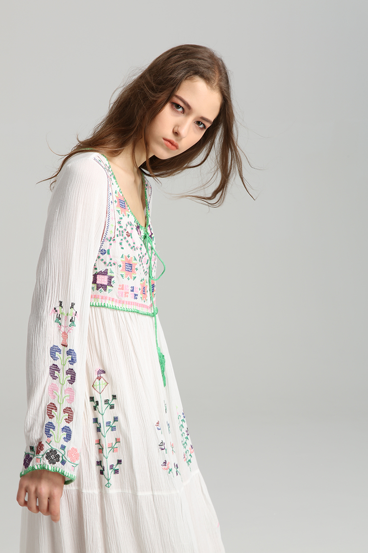 Jastie-Floral-Embroidered-Maxi-Dress-Tassel-V-Neck-Long-Sleeve-Summer-Dress-Vintage-Boho-Chic-Beach--32792308098