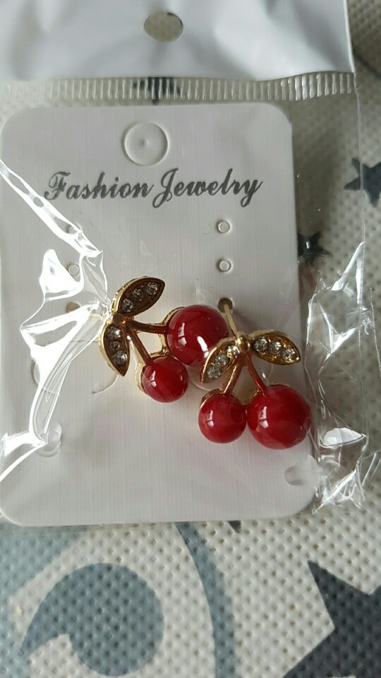 LNRRABC--Women-Girl---Fashion-Popular-Charming--Rhinestone-Red-Cherry-Ear-Stud-Earrings-Gift-32685743496