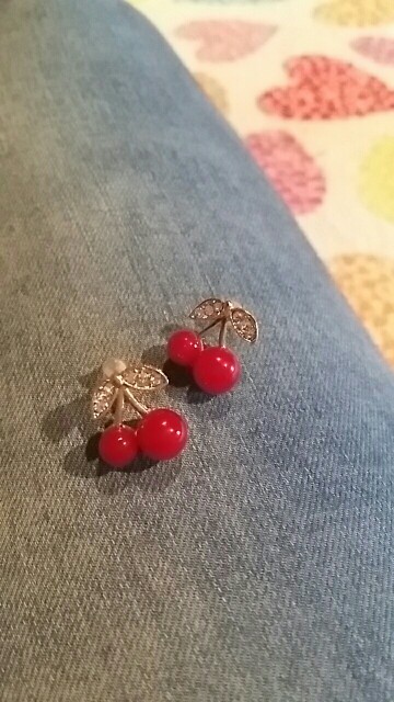 LNRRABC--Women-Girl---Fashion-Popular-Charming--Rhinestone-Red-Cherry-Ear-Stud-Earrings-Gift-32685743496