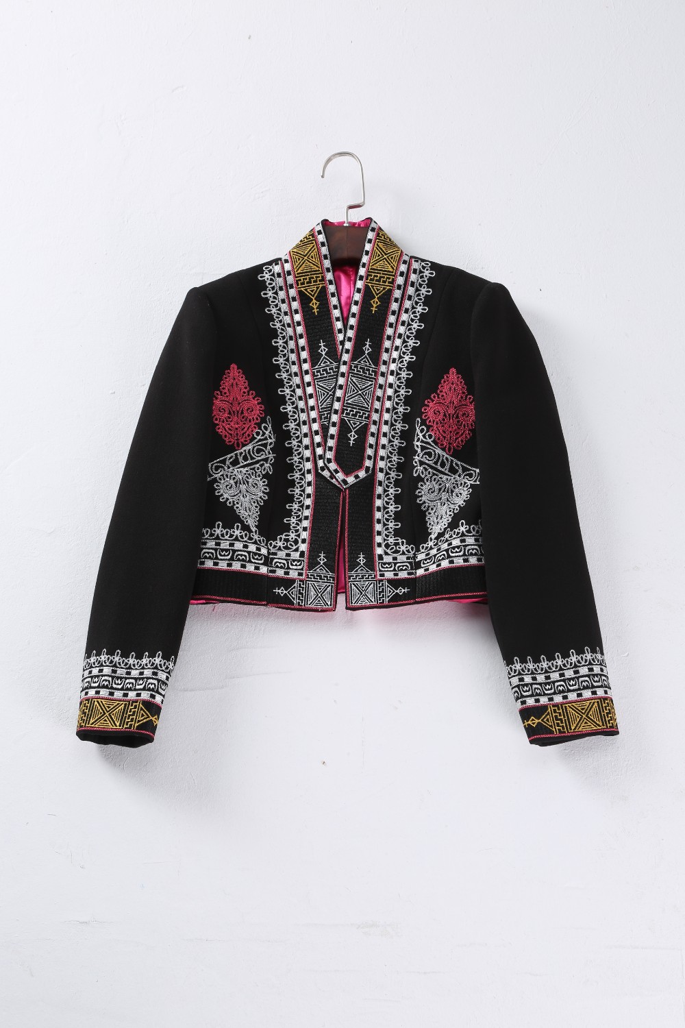 Luxury-Retro-Jacket-New-2016-Autumn-Winter-High-Quality-Female-Long-Sleeve-Exotic-Vintage-Embroidery-32780331133