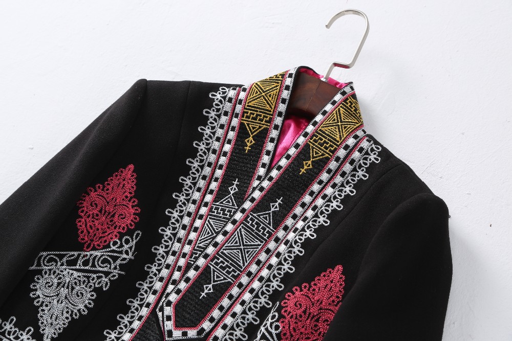 Luxury-Retro-Jacket-New-2016-Autumn-Winter-High-Quality-Female-Long-Sleeve-Exotic-Vintage-Embroidery-32780331133