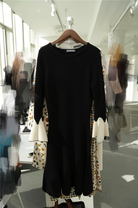 New-2016-autumn-winter-stunning-color-block-flare-sleeve-women-knitted-dress-cute-a-line-black-white-32757888238