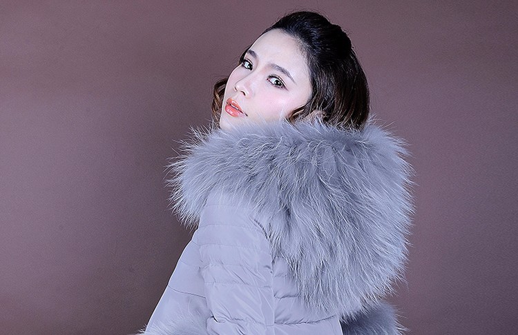 New-Fashion-2016-Winter-Women-Short-Jacket-Duck-Down-Luxury-Nature-Fur-Parkas-Ostrich-Feather-Hooded-32731967685