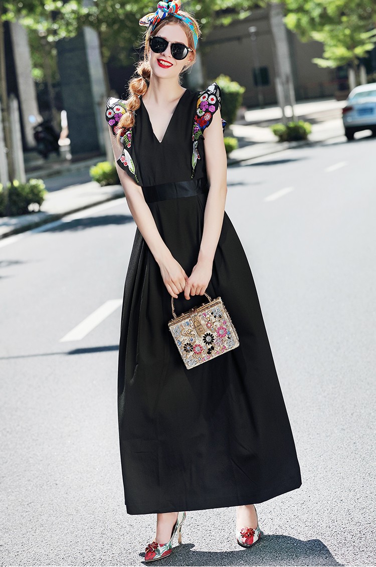 Sexy-V-Neck-Long-Black-Dress-New-Fashion-Women-High-Quality-Butterfly-Sleeve-flower-Embroidered-Part-32714887668