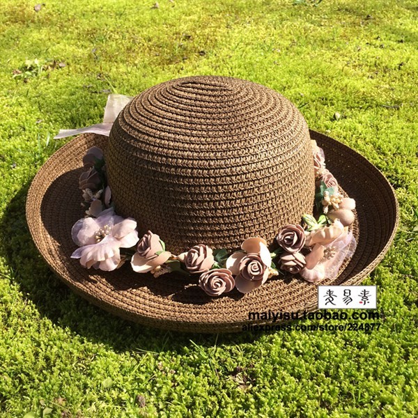 Summer-Handmade-flower-strawhat-women39s-Garland-sunbonnet-bucket-hat-roll-up-hem-beach-cap-sun-hat--32626629806